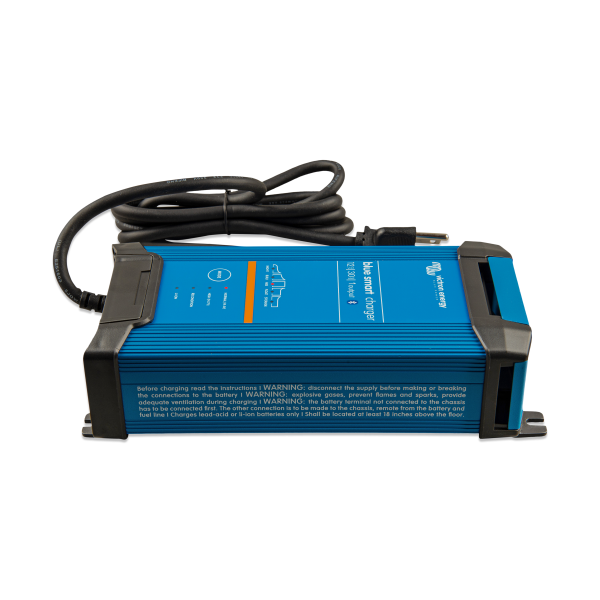 Blue-Smart-IP22-Charger-12V-30A-1-120V-side1.png Blue Smart IP22 Charger 12/30(1) 120V NEMA 5-15