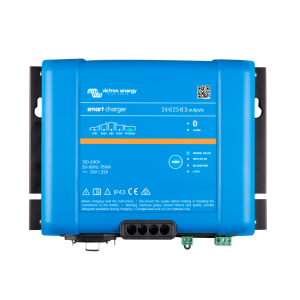 Smart-IP43-Charger-24V-25A-3-outputs-top.png Phoenix Smart IP43 Charger 24/25(3) 230V