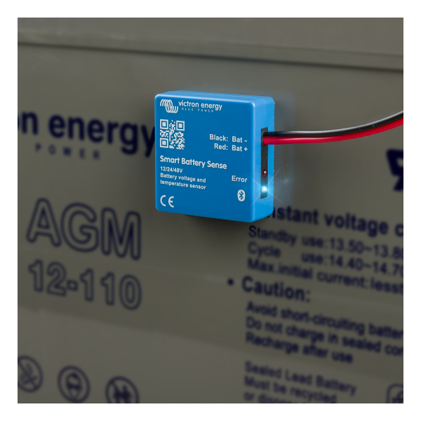 Smart-BatterySense-long-range-on-battery-close-up.png Smart Battery Sense long range (up to 10m)